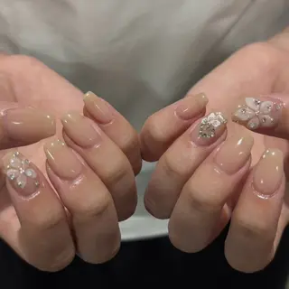 ミディアム minuit RIO🪽のネイルデザイン