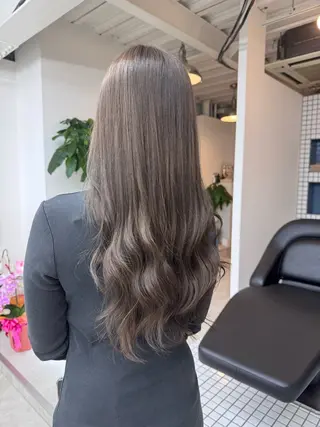 ロング カラー STEEN所属・KOHARU STEENのヘアスタイル