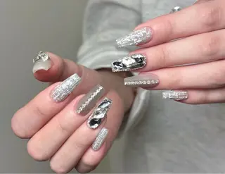 ネイル Lina nail所属・Lunaa 池袋のネイルデザイン