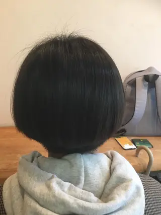 ショート カラー CRADLE Takeuchiのヘアスタイル