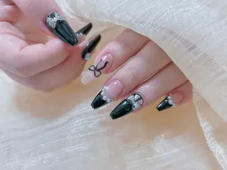 ネイル ネイルサロンエクラ 🫧Shizukaのネイルデザイン