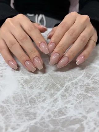 ネイル private salon magique所属・Rina🫧 大阪/福島のネイルデザイン