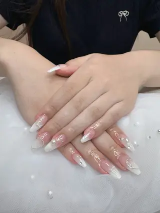 ネイル 💐Lumière 🩵かわちゃん💅のネイルデザイン