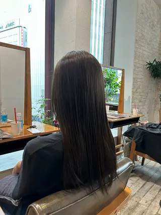 セミロング ‪広瀬快斗／ツヤ髪 /似合わせカラー🌱のヘアスタイル