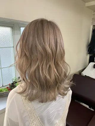 ショート カラー 渡辺 健太のヘアスタイル