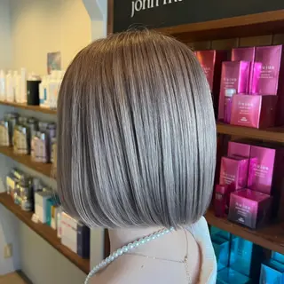 ショート カラー 小嶋 秀明/ 本物の髪質改善⭐️のヘアスタイル