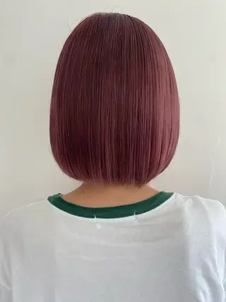 ミディアム カラー neu. reinaのヘアスタイル