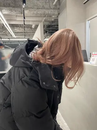 ミディアム 梅田/ミルクティー ベージュ sayaのヘアスタイル