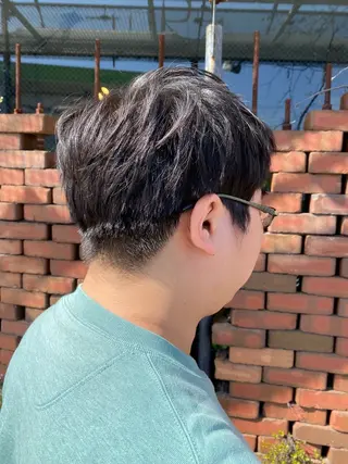 ショート auRa  【大宮】 上形 龍也のヘアスタイル