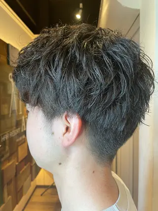 ショート 井手 伸哉のヘアスタイル