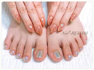 ネイル THECOLORS所属・近貞 莉奈のネイルデザイン