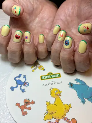 ネイル アトリエみかん所属・MIKA 🍊のネイルデザイン