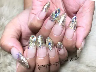 ネイル Yakko pas á pasのネイルデザイン