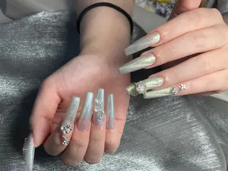 ネイル More Glam渋谷店のネイルデザイン