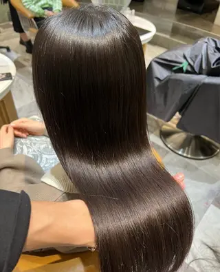 ロング ❤️ブリーチなし💚 ダブルカラー平野実花のヘアスタイル