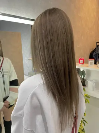 セミロング 中川/縮毛矯正/ 高羽　克明のヘアスタイル