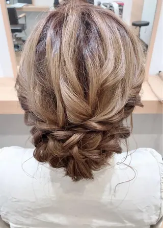 セミロング ヘアアレンジ GRANLUSSO 〜グランルッソ駅前店所属・木口 嘉美のヘアスタイル