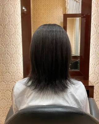 ミディアム 齋藤 若菜のヘアスタイル