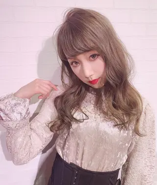 ロング カラー ハイトーン✨髪質改善 ✨スパ得意✨ミヤタのヘアスタイル