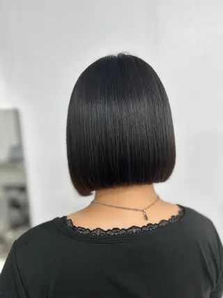 ショート ブリーチ/ベージュ /レイヤー/ひよりのヘアスタイル