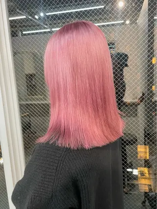 セミロング lani hair salon所属・SHOTO ハイトー ン/デザインカラーのヘアスタイル