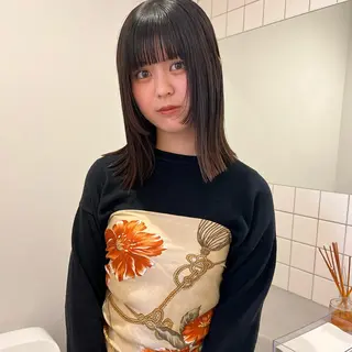 ミディアム 舟橋耀/ブリーチカラ ー/レイヤーカットのヘアスタイル