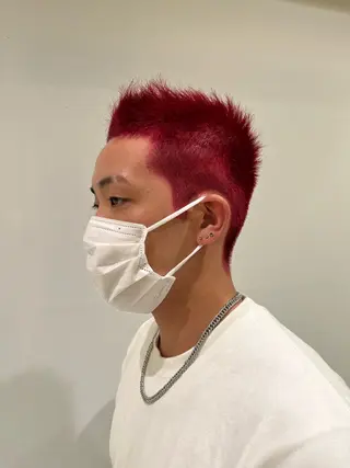 カラー メンズ 伊佐 愛のヘアスタイル