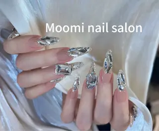 ロング Moomi nail salonのネイルデザイン