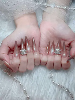 ネイル Queen Nail Salon所属・Queen Nail Salonのネイルデザイン