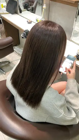 カラー sol yumeのヘアスタイル