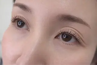 マツエク・マツパ HAIRCREATIONCRAFT所属・CRAFT 樽野奈々のマツエク・マツパデザイン