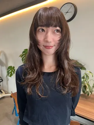 ロング レイヤーカット\ウル フ　chinatsuのヘアスタイル
