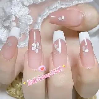 ネイル Sun Nail サン ネイルサロンのネイルデザイン