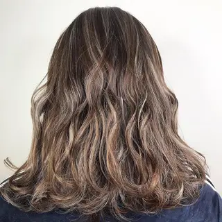 ミディアム カラー Lien 深井店のヘアスタイル