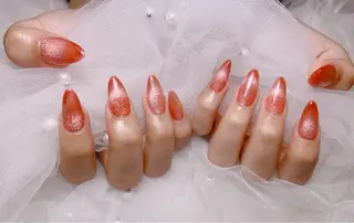 ネイル Demure リリス　銀座店のネイルデザイン