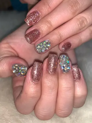 ネイル NES NAIL所属・さゆり￤推しキャラ ￤ロングネイル🩷のネイルデザイン