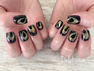 ネイル 岡本 友恵のネイルデザイン