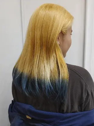 カラー セミロング THE ALGONQUIN TOKYO所属・渋谷隠れ家サロン🌿 河原志帆のヘアスタイル