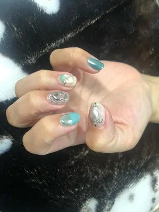 ネイル Amber21.所属・Nagahama Akariのネイルデザイン