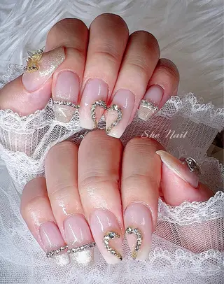 ネイル She   Nail所属・ISA_ BELLAのネイルデザイン