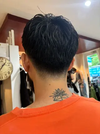 ショート パーマ メンズ 中目黒メンズ刈り上げ Harunaのヘアスタイル