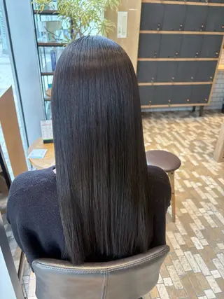 ロング Lolonois 森ノ宮/RINのヘアスタイル