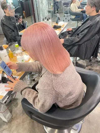 ミディアム カラー ハイトーン 横浜💞ミオのヘアスタイル