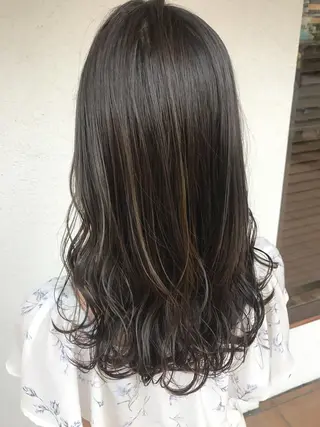 ロング ＦＵＮＩＣ ファニックのヘアスタイル