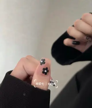 ネイル INF ネイルサロンのネイルデザイン