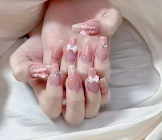 ネイル 小 雨のネイルデザイン