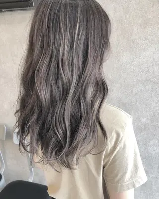 ロング カラー 顔周りレイヤー/韓国 ブリーチminamiのヘアスタイル