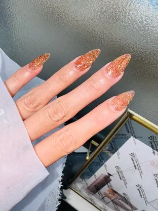 ネイル nail salon　neige所属・向井 唯紀世のネイルデザイン