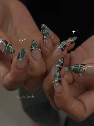 ネイル Sii nail 🤍SAKIのネイルデザイン