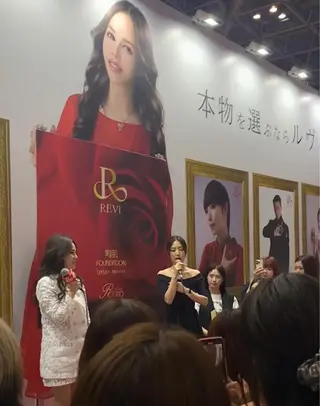 Chalon所属・REVI取扱・肌悩み 毛穴Chalonのエステ・リラクイメージ